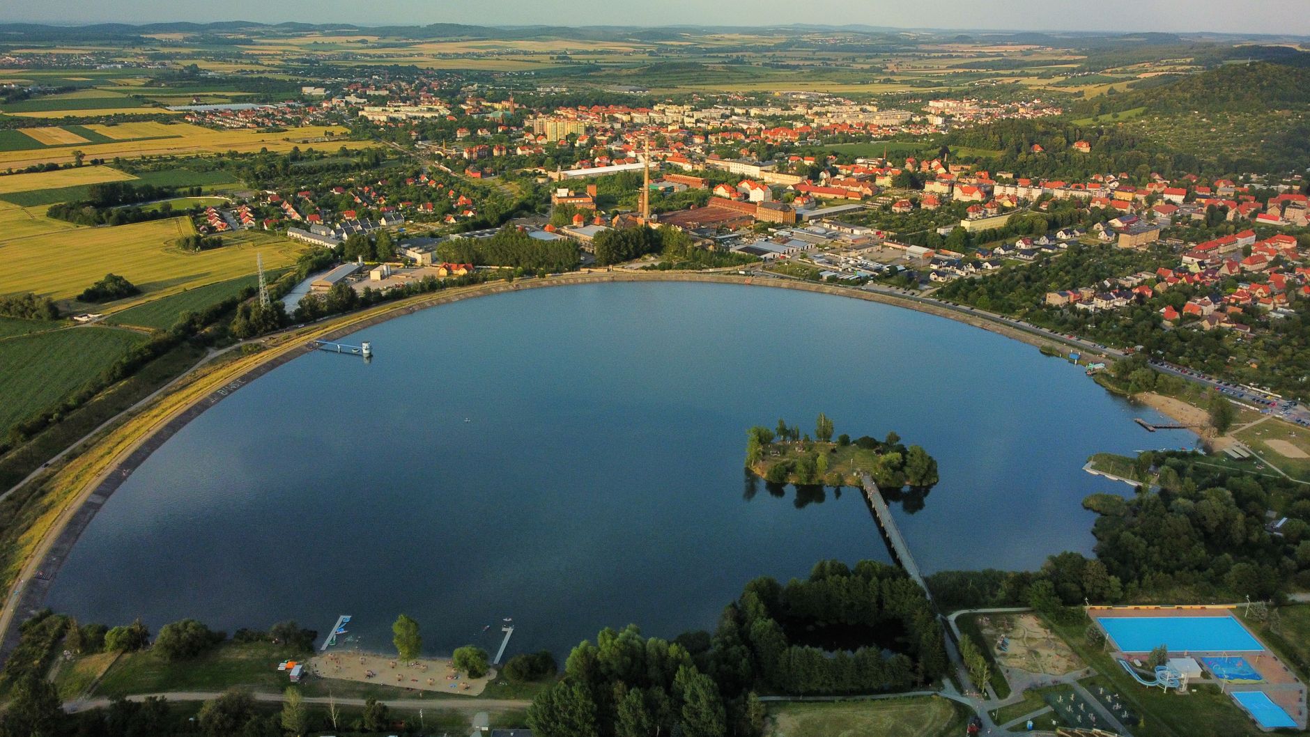 A breathtaking aerial view of Bielawskie Reservoir in summer, located in Bielawa, Poland.