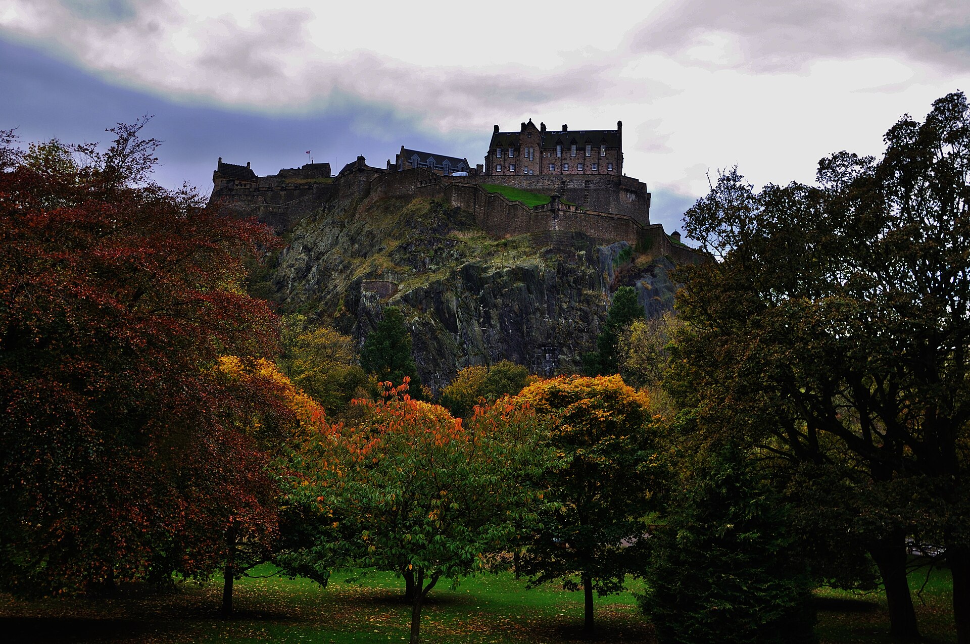 The castle in the Autumn, from Prince's Street